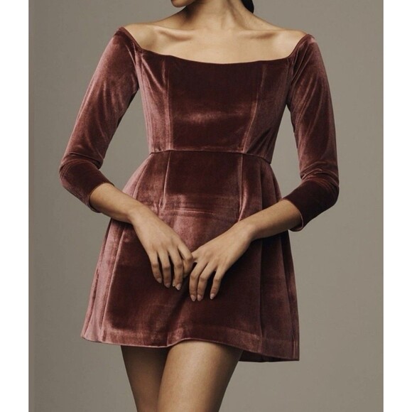 Anthropologie Dresses & Skirts - NWT Anthropologie Hutch Long Sleeve Square Neck Velvet Mini Dress Size 2